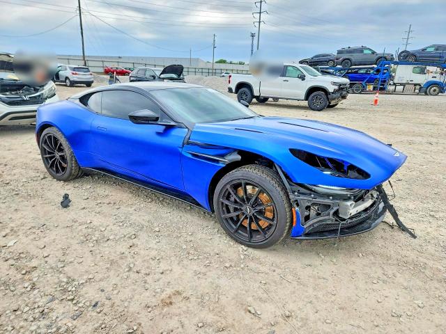 52118976 :رقم المزاد ، SCFRMFEV9LGL08879 vin ، 2020 Aston Martin Db11 مزاد بيع