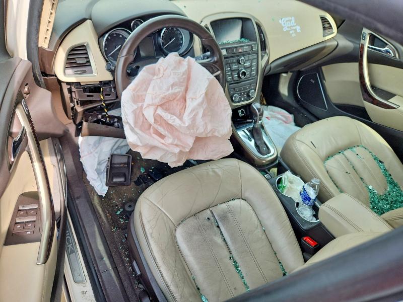 Продажа на аукционе авто 2015 Buick Verano, vin: 1G4PS5SK3F4103415, номер лота: 54765316