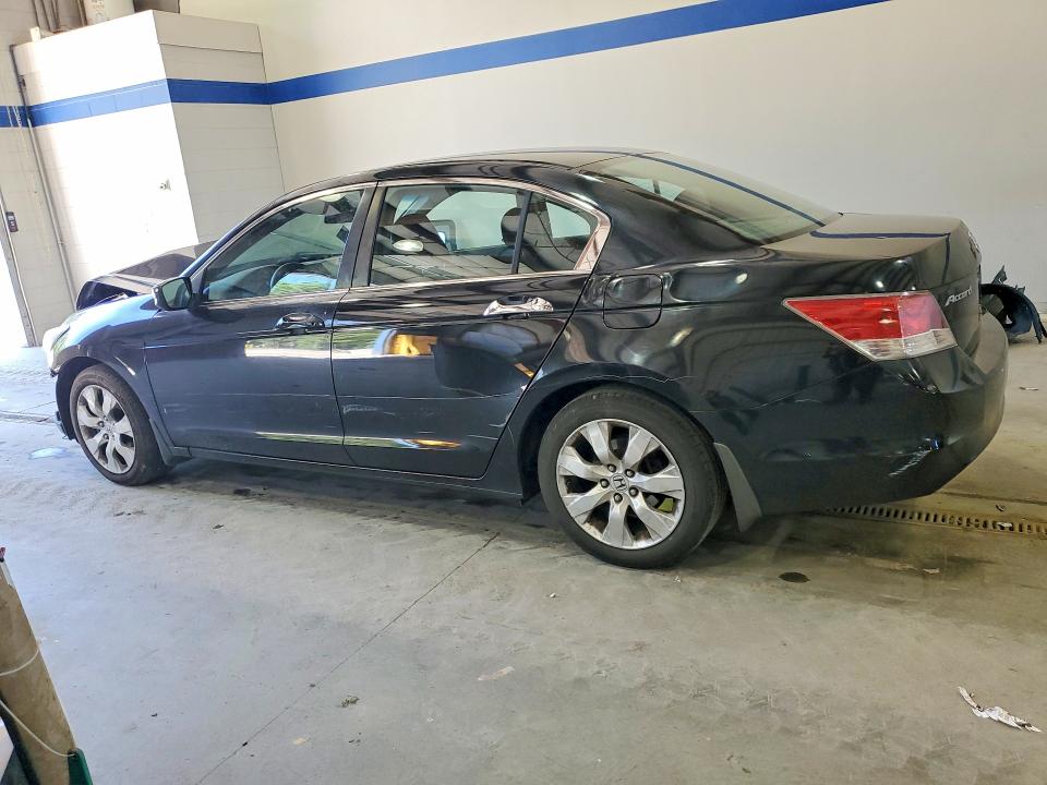 52833656 :رقم المزاد ، 1HGCP26718A012822 vin ، 2008 Honda Accord مزاد بيع