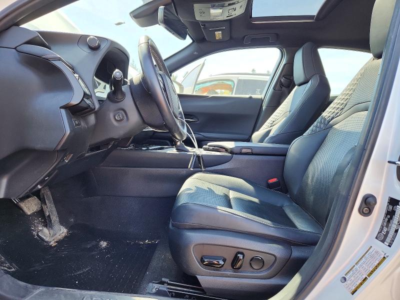 51689866 :رقم المزاد ، JTHL9JBH0M2042690 vin ، 2021 Lexus Ux مزاد بيع