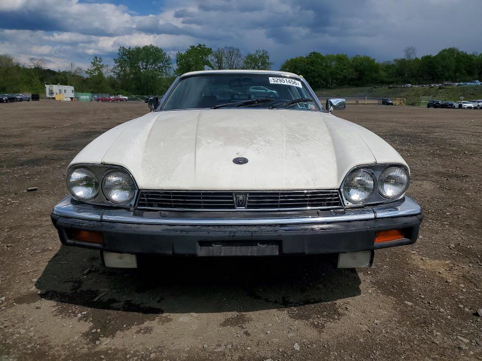 1986 Jaguar Xjs მანქანა იყიდება აუქციონზე, vin: SAJNV5843GC133258, აუქციონის ნომერი: 52951456