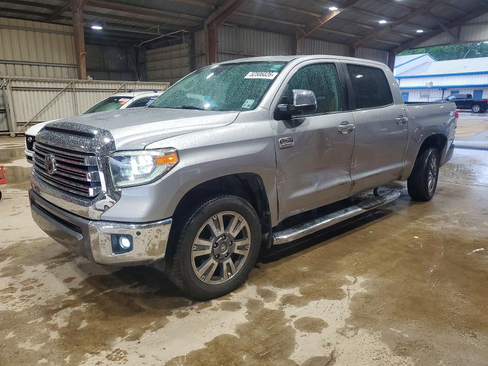 Aukcja sprzedaży 2018 Toyota Tundra, vin: 5TFAW5F13JX749609, numer aukcji: 52506026