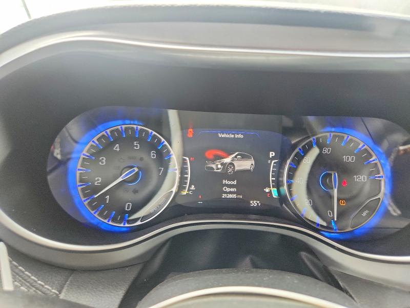 54304116 :رقم المزاد ، 2C4RC1GG0JR330848 vin ، 2018 Chrysler Pacifica مزاد بيع