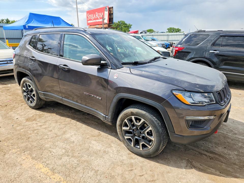 52153796 :رقم المزاد ، 3C4NJDDB4KT790382 vin ، 2019 Jeep Compass مزاد بيع