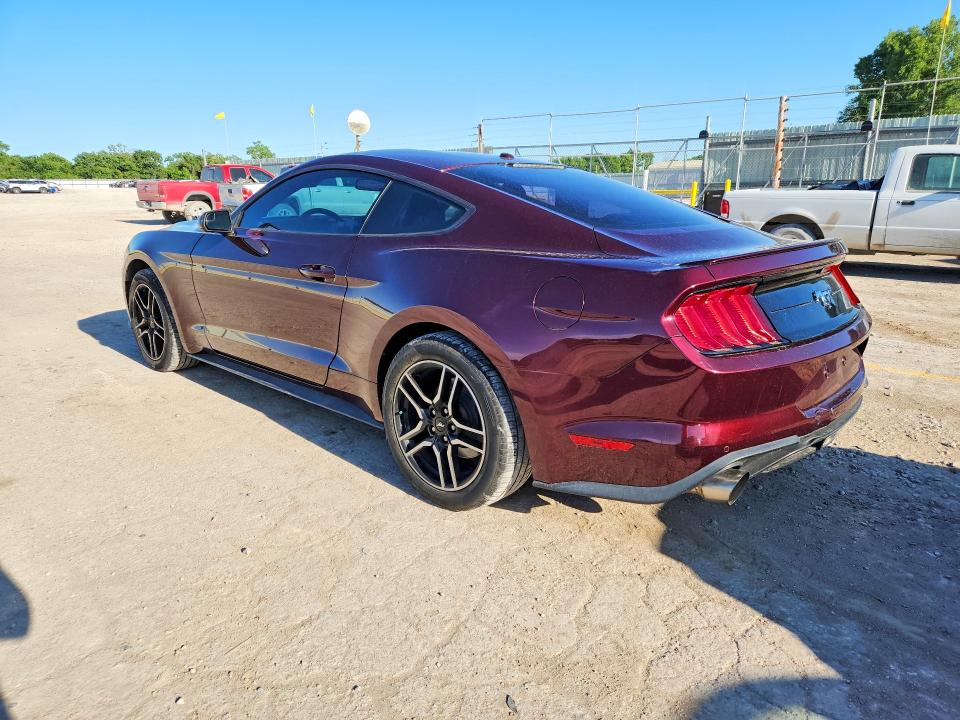 51914236 :رقم المزاد ، 1FA6P8TH7J5105098 vin ، 2018 Ford Mustang مزاد بيع