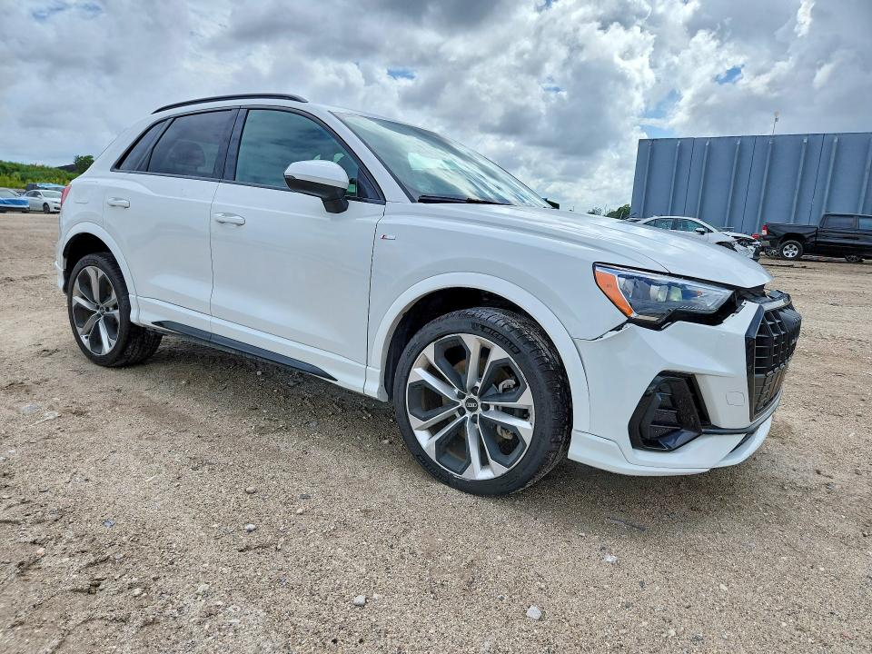 Продаж на аукціоні авто 2021 Audi Q3, vin: WA1DECF30M1093151, номер лоту: 53616716