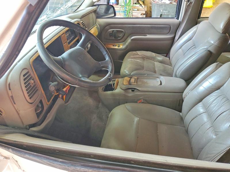 1999 Gmc Suburban მანქანა იყიდება აუქციონზე, vin: 3GKFK16R2XG506925, აუქციონის ნომერი: 47785426