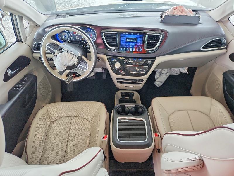 Продажа на аукционе авто 2017 Chrysler Pacifica, vin: 2C4RC1GG8HR638084, номер лота: 53182176