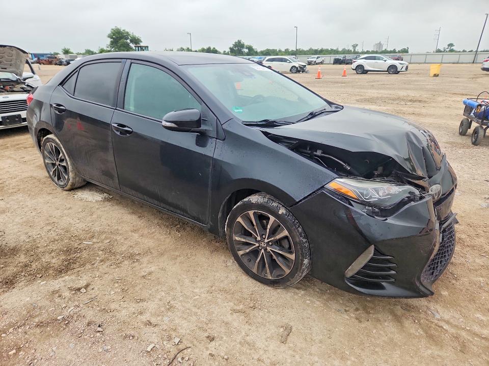 52730416 :رقم المزاد ، 5YFBURHEXJP809238 vin ، 2018 Toyota Corolla مزاد بيع