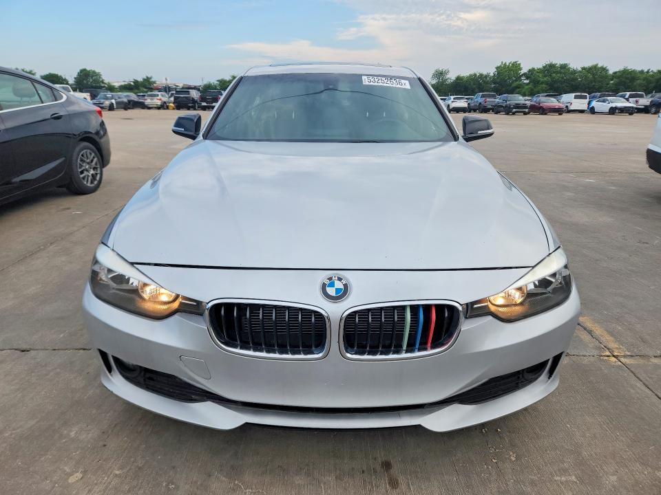 2015 Bmw 328 მანქანა იყიდება აუქციონზე, vin: WBA3A5C54FP604260, აუქციონის ნომერი: 53252636