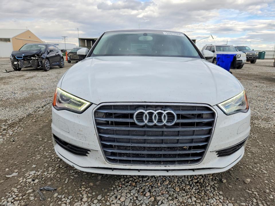 52872996 :رقم المزاد ، WAUACGFFXF1091813 vin ، 2015 Audi A3 مزاد بيع