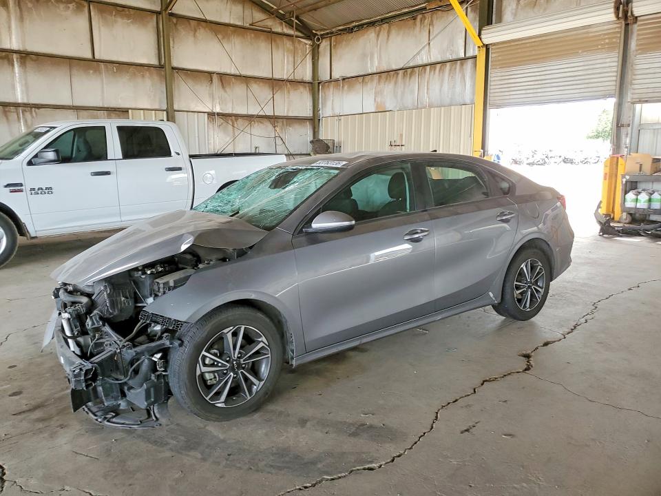 2024 Kia Forte მანქანა იყიდება აუქციონზე, vin: 3KPF24AD0RE722991, აუქციონის ნომერი: 53763136