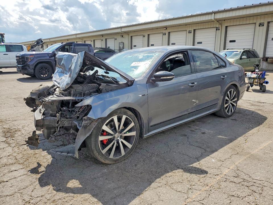 Продаж на аукціоні авто 2018 Volkswagen Passat, vin: 1VWJM7A33JC036935, номер лоту: 53894136