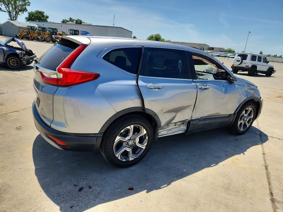53073086 :رقم المزاد ، 7FARW1H56HE026082 vin ، 2017 Honda Cr-v مزاد بيع