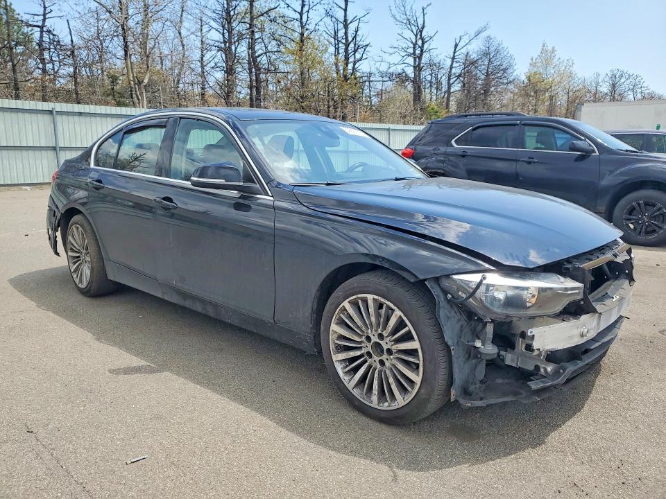 52927016 :رقم المزاد ، WBA3B5G55FNS19860 vin ، 2015 Bmw 328 مزاد بيع