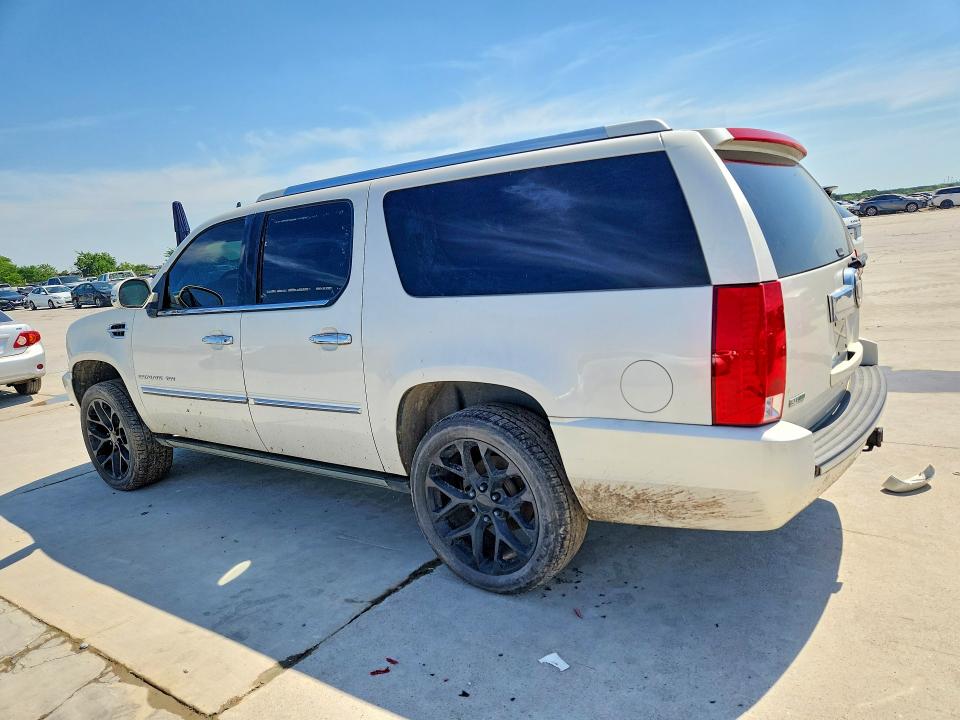 2010 Cadillac Escalade მანქანა იყიდება აუქციონზე, vin: 1GYUKJEF2AR173461, აუქციონის ნომერი: 53138236