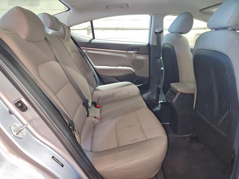 53608236 :رقم المزاد ، 5NPD74LF4HH146551 vin ، 2017 Hyundai Elantra مزاد بيع