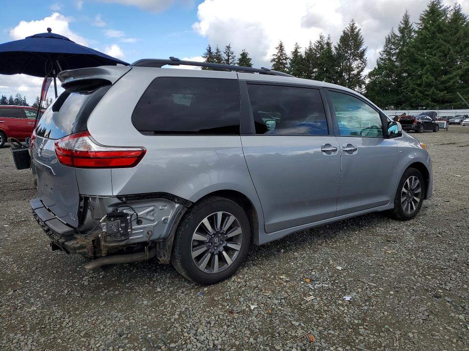 Aukcja sprzedaży 2018 Toyota Sienna, vin: 5TDDZ3DC1JS200297, numer aukcji: 54880436