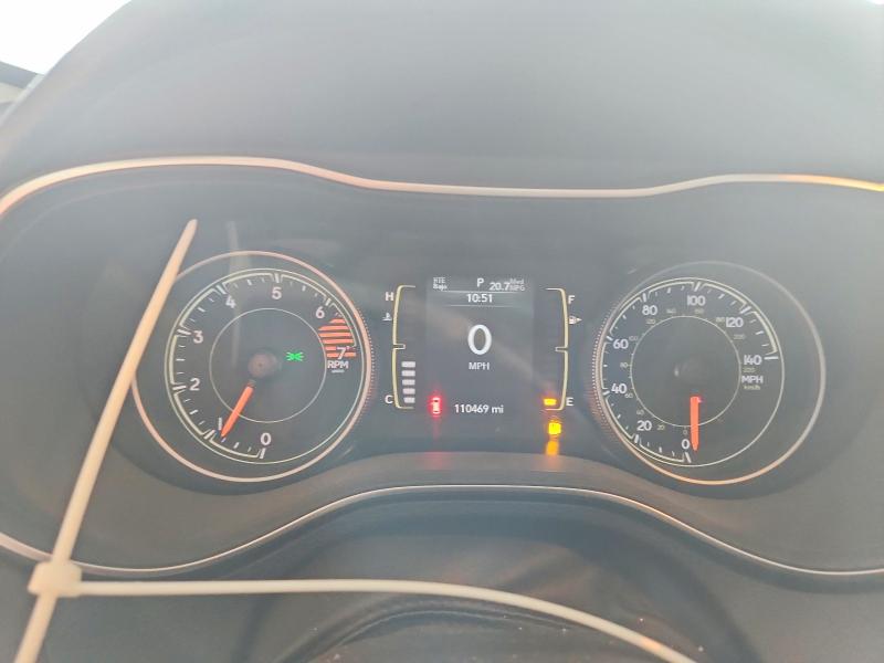 Продажа на аукционе авто 2020 Jeep Cheeroke, vin: 1C4PJLLB3LD557864, номер лота: 55035336