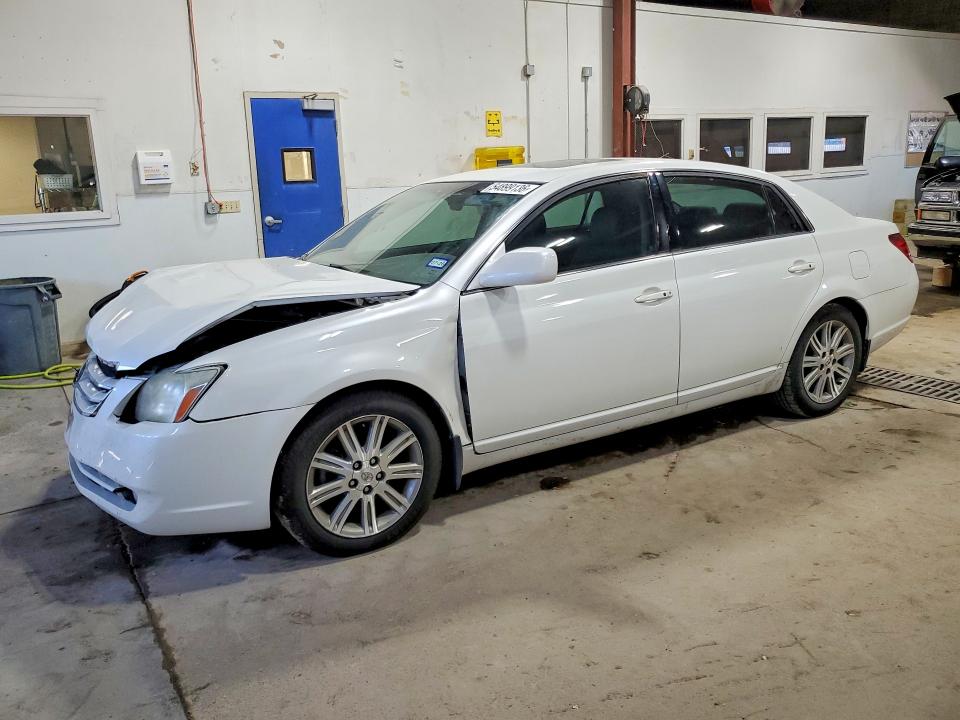 Продажа на аукционе авто 2006 Toyota Avalon, vin: 4T1BK36BX6U113044, номер лота: 54899136