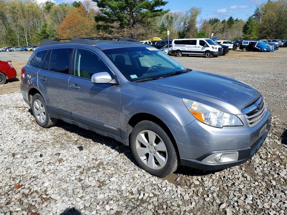 2010 Subaru Outback მანქანა იყიდება აუქციონზე, vin: 4S4BRBBC6A3326947, აუქციონის ნომერი: 52482436