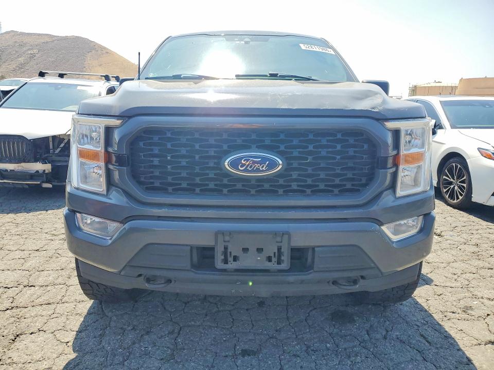 52811986 :رقم المزاد ، 1FTEW1EP0MFB62679 vin ، 2021 Ford F150 مزاد بيع