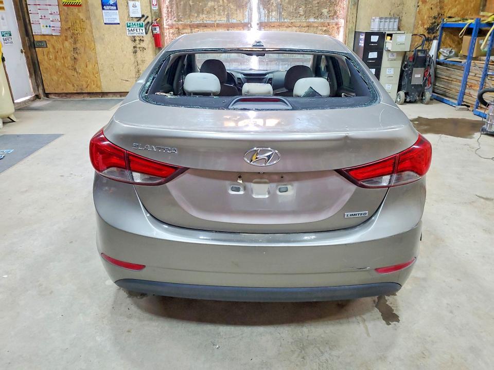 52939466 :رقم المزاد ، 5NPDH4AE7FH568396 vin ، 2015 Hyundai Elantra مزاد بيع
