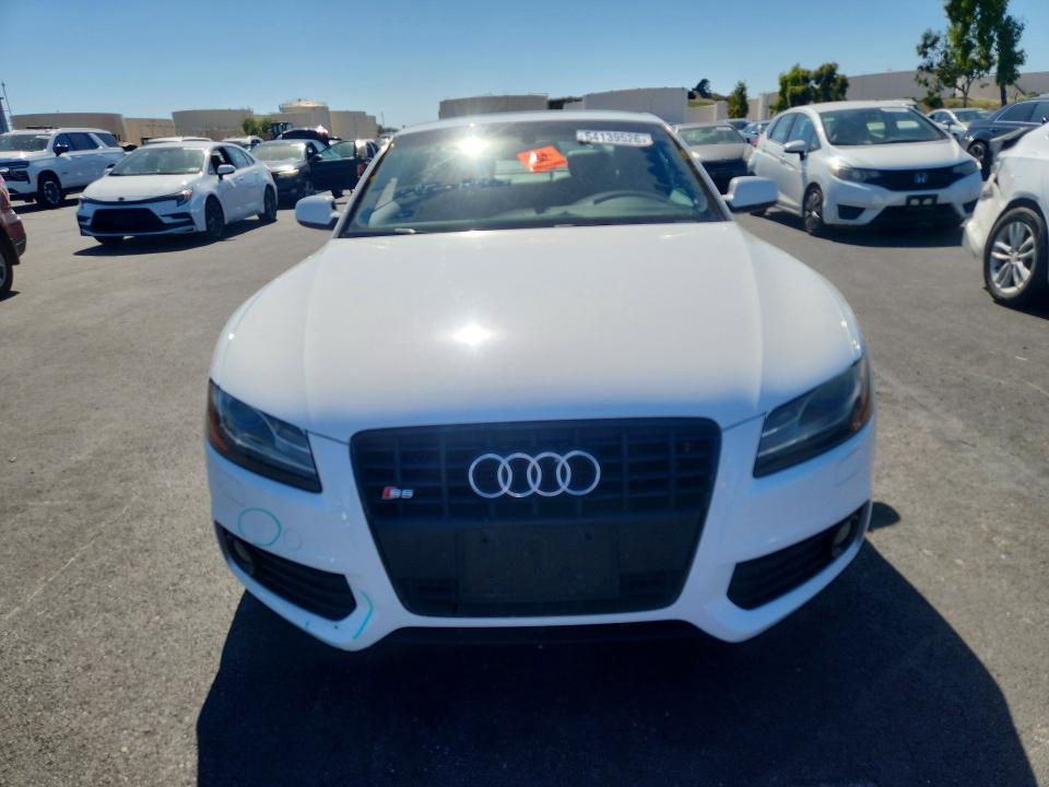 54139526 :رقم المزاد ، WAUVVAFR9CA001355 vin ، 2012 Audi S5 مزاد بيع