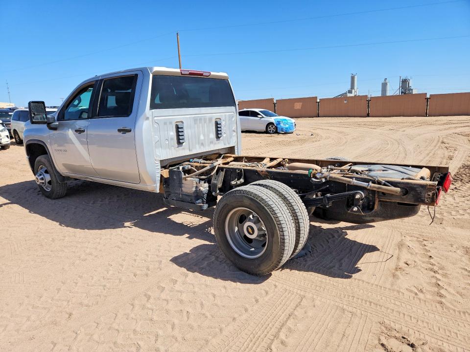 52320726 :رقم المزاد ، 1GB4WREY2MF302304 vin ، 2021 Chevrolet Silverado مزاد بيع