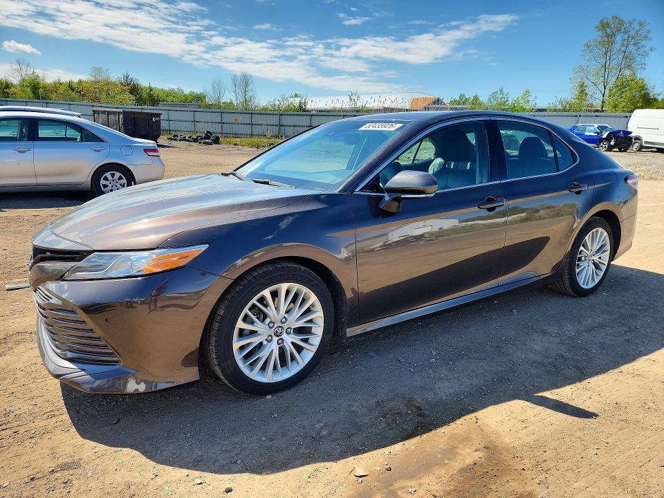 Auction sale of the 2018 Toyota Camry, vin: 4T1B11HK6JU018395, lot number: 53435926