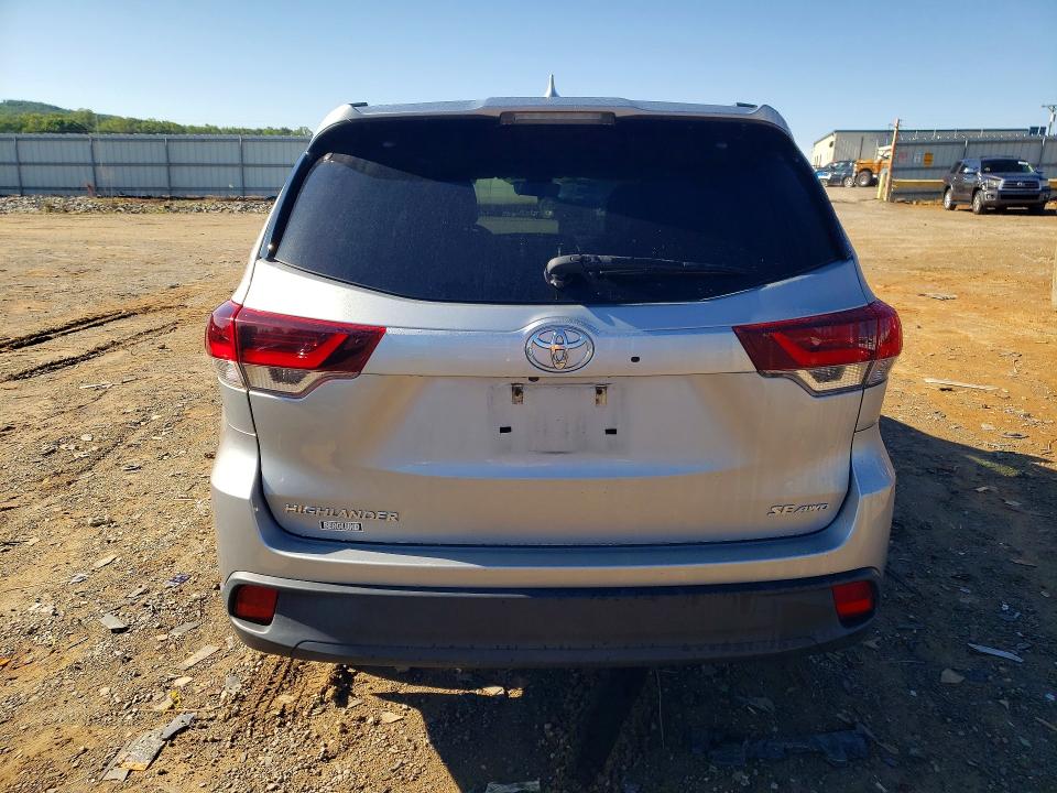 2019 Toyota Highlander მანქანა იყიდება აუქციონზე, vin: 5TDJZRFH3KS567220, აუქციონის ნომერი: 52486776