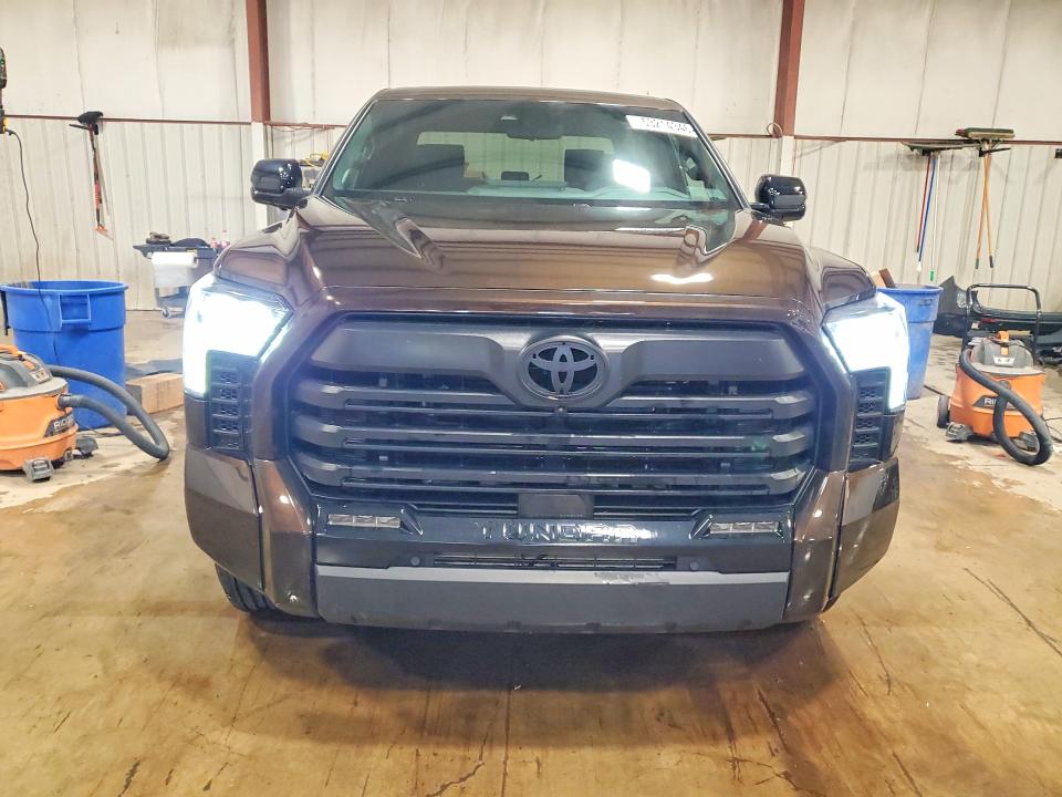 Продаж на аукціоні авто 2025 Toyota Tundra, vin: 5TFWA5DB6SX299617, номер лоту: 53214346