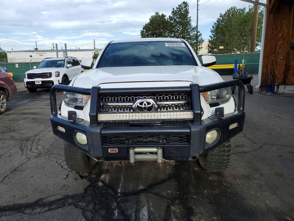 52965056 :رقم المزاد ، 5TFCZ5AN1GX039093 vin ، 2016 Toyota Tacoma مزاد بيع
