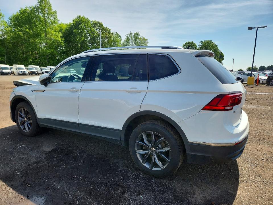 54057286 :رقم المزاد ، 3VV2B7AX8NM076935 vin ، 2022 Volkswagen Tiguan مزاد بيع