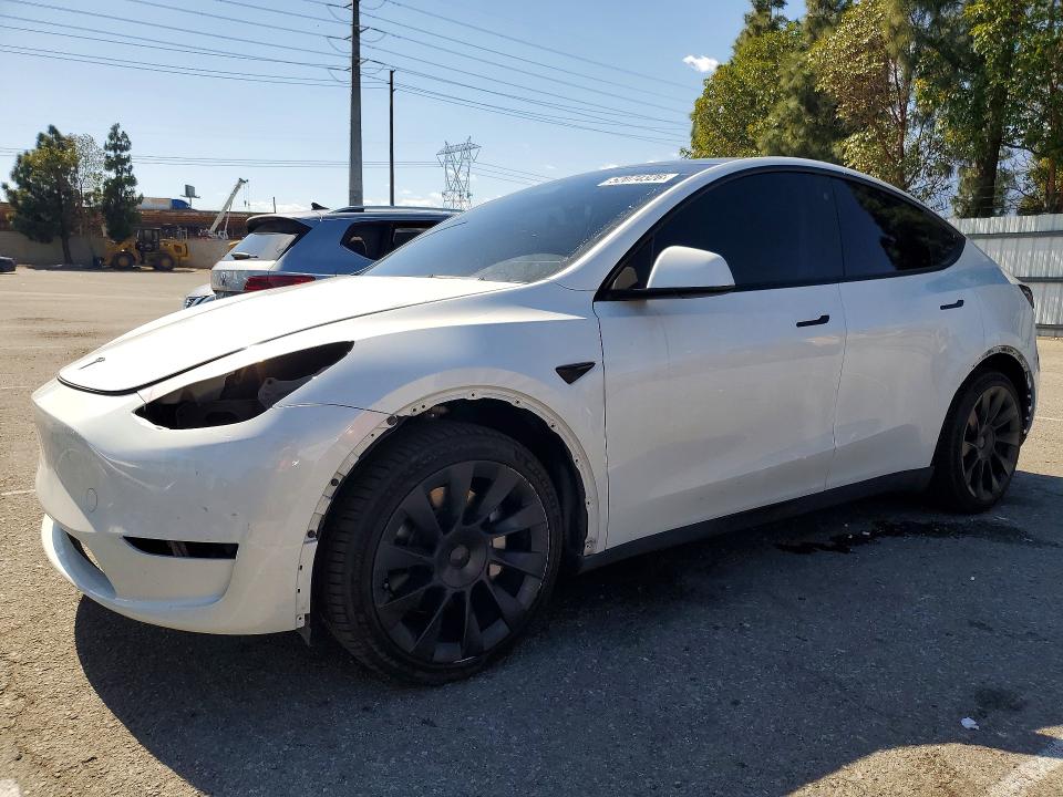 52074326 :رقم المزاد ، 7SAYGDEE7PF598452 vin ، 2023 Tesla Model Y مزاد بيع