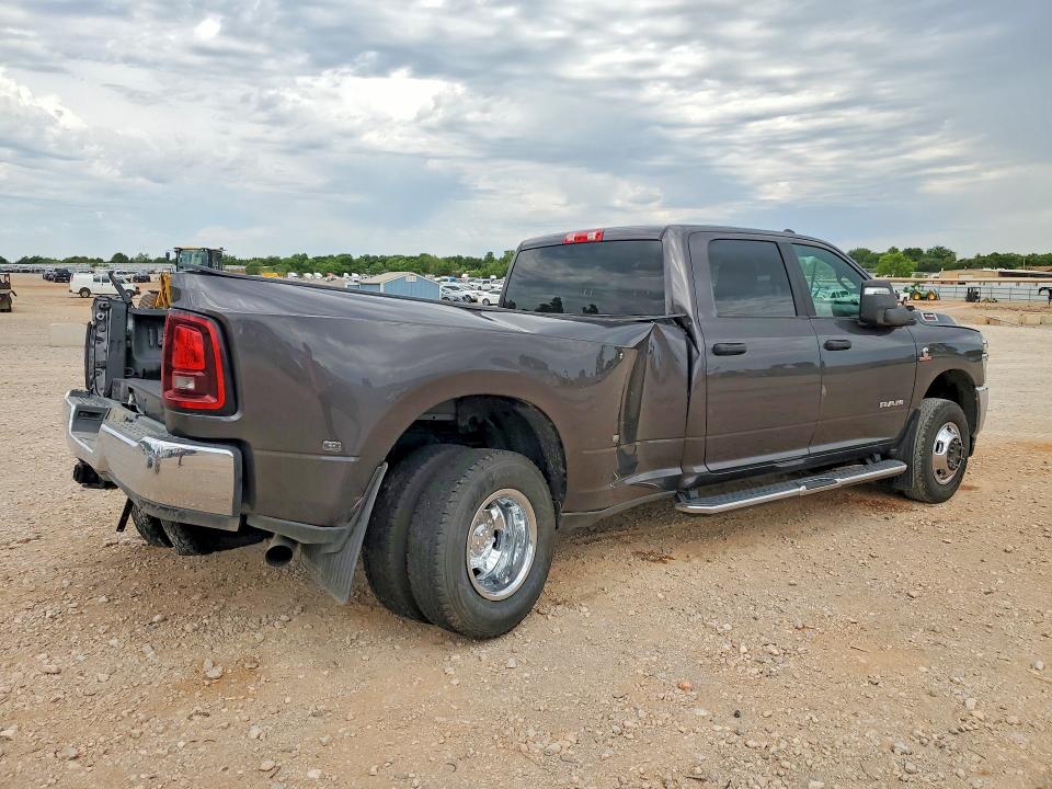 53399206 :رقم المزاد ، 3C63RRHL2TG167120 vin ، 2026 Ram 3500 مزاد بيع
