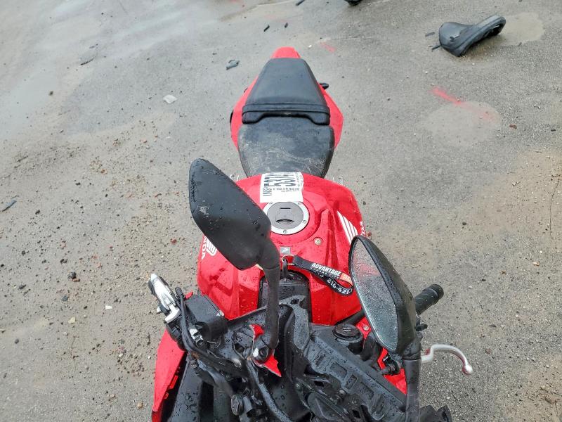 53741126 :رقم المزاد ، MLHRH1551T5200383 vin ، 2026 Honda Cbr650 مزاد بيع