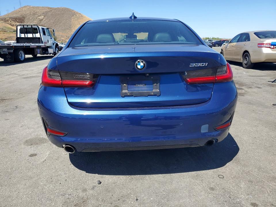 2021 Bmw 330i მანქანა იყიდება აუქციონზე, vin: 3MW5R1J0XM8B94982, აუქციონის ნომერი: 54263726