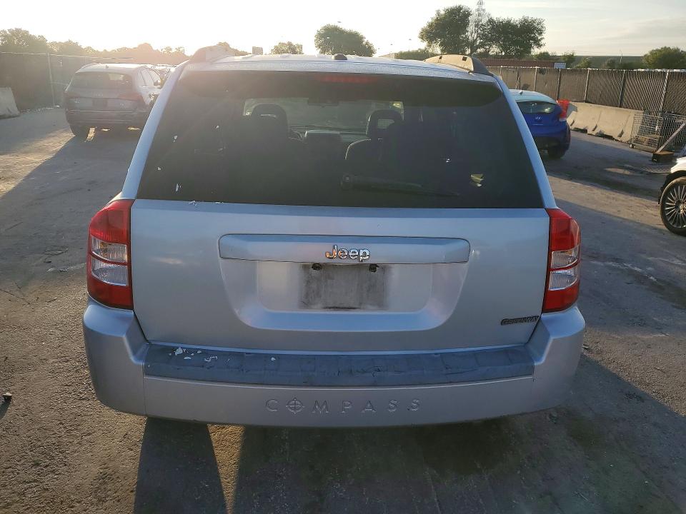 52378596 :رقم المزاد ، 1J8FT47W97D274666 vin ، 2007 Jeep Compass مزاد بيع