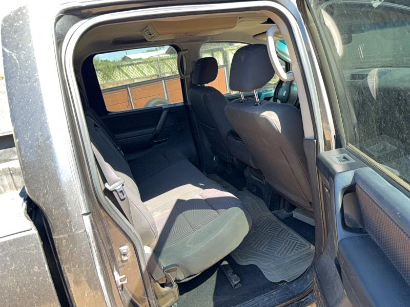 52960526 :رقم المزاد ، 1N6AA07GX8N313931 vin ، 2008 Nissan Titan مزاد بيع