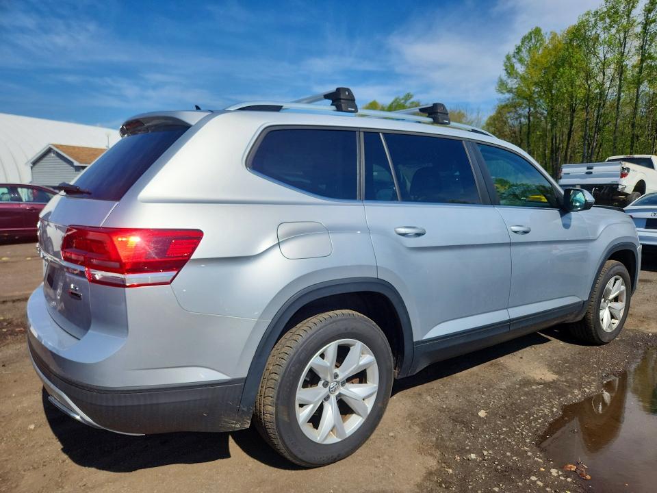 52346946 :رقم المزاد ، 1V2KR2CA0JC505002 vin ، 2018 Volkswagen Atlas مزاد بيع