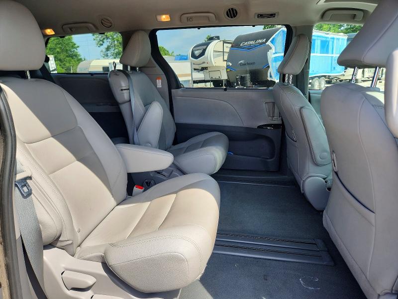 53048546 :رقم المزاد ، 5TDYZ3DC0LS075345 vin ، 2020 Toyota Sienna مزاد بيع