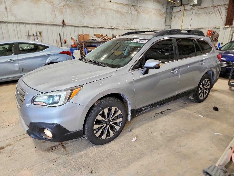 52035366 :رقم المزاد ، 4S4BSENC1F3337122 vin ، 2015 Subaru Outback مزاد بيع