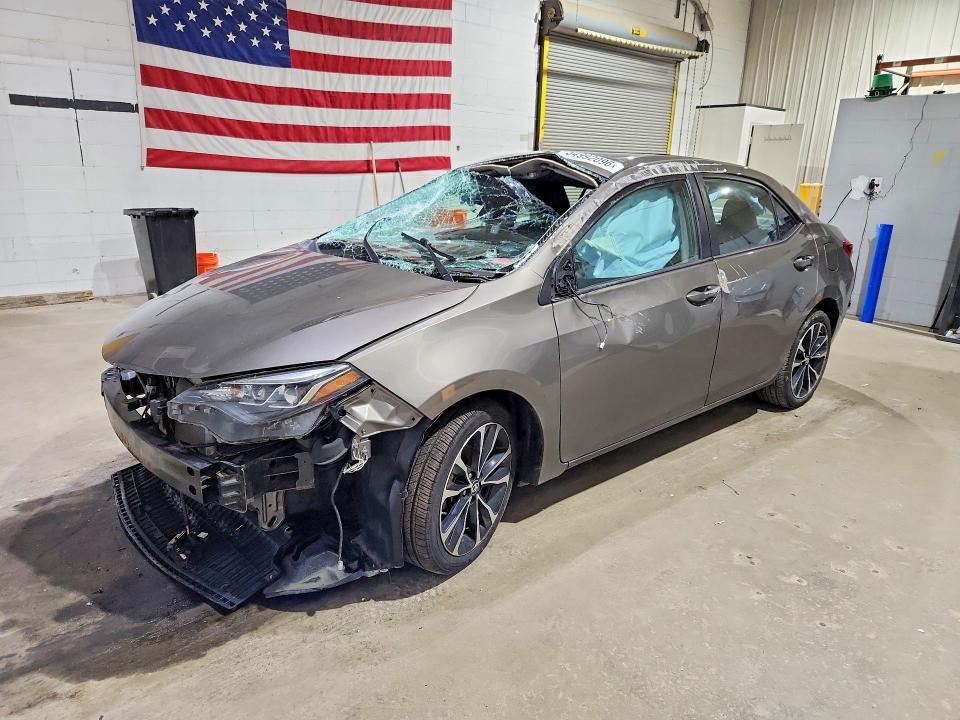 2018 Toyota Corolla მანქანა იყიდება აუქციონზე, vin: 2T1BURHE1JC074956, აუქციონის ნომერი: 54992096