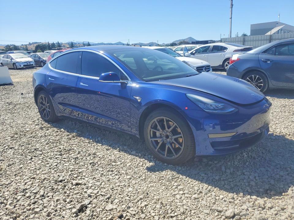 53741216 :رقم المزاد ، 5YJ3E1EA5LF705923 vin ، 2020 Tesla Model 3 مزاد بيع