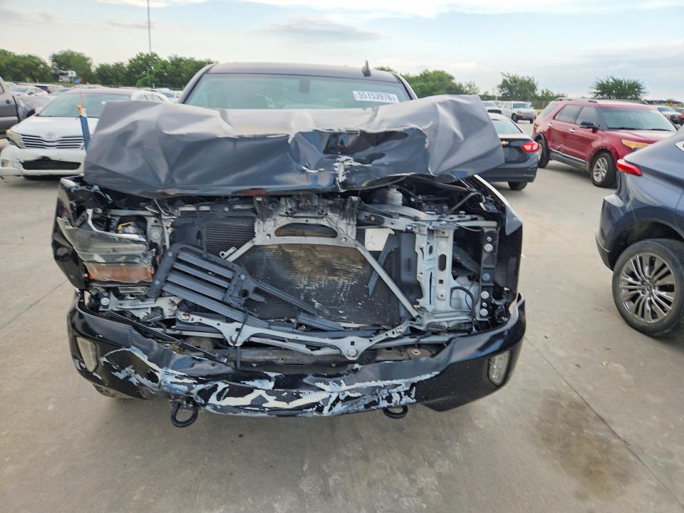 Продаж на аукціоні авто 2018 Chevrolet Silverado, vin: 1GCVKREC7JZ361293, номер лоту: 55153976