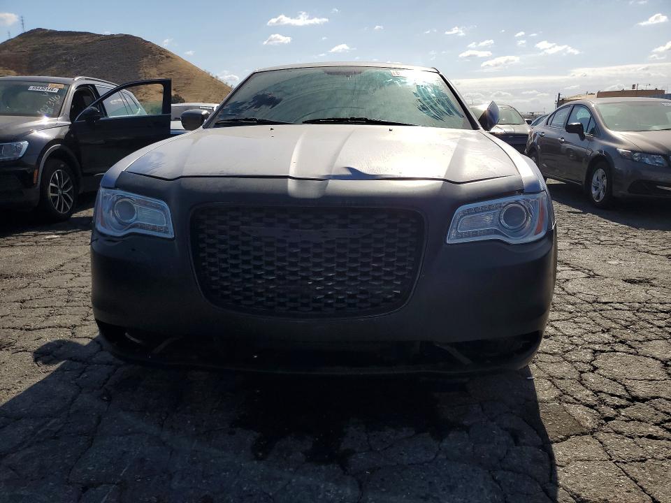 2014 Chrysler 300 მანქანა იყიდება აუქციონზე, vin: 2C3CCAAG5EH335929, აუქციონის ნომერი: 55401996