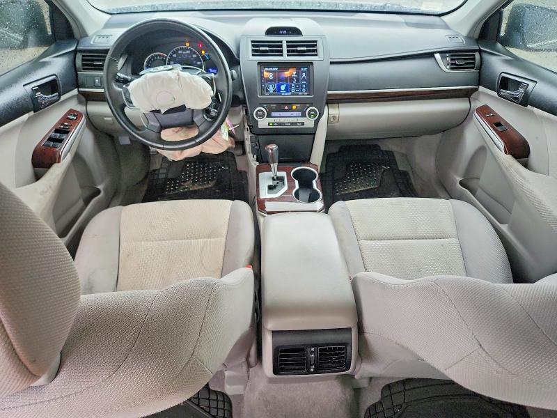54487106 :رقم المزاد ، 4T4BF1FK1CR215715 vin ، 2012 Toyota Camry مزاد بيع