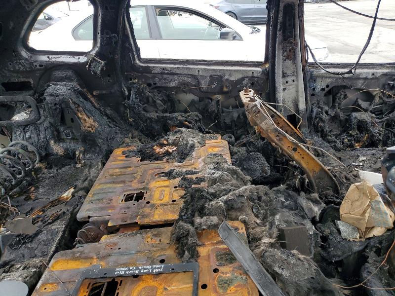 53826816 :رقم المزاد ، 1C4PJLCB5EW158378 vin ، 2014 Jeep Cherokee مزاد بيع