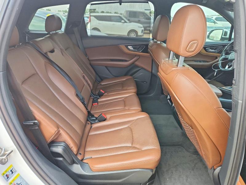 Продажа на аукционе авто 2017 Audi Q7, vin: WA1VAAF76HD019549, номер лота: 52466636